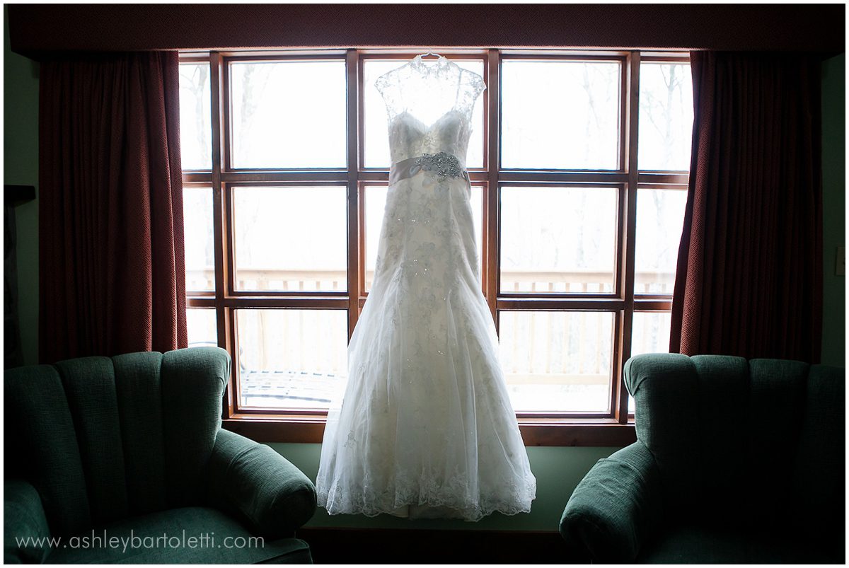 lace wedding gown